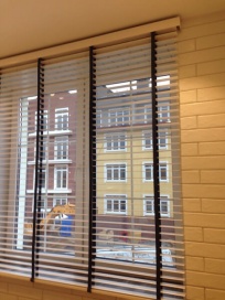 деревянные жалюзи на балкон