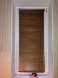 деревянные жалюзи фотографии